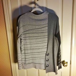 Nic+Zoe Grey Sweater